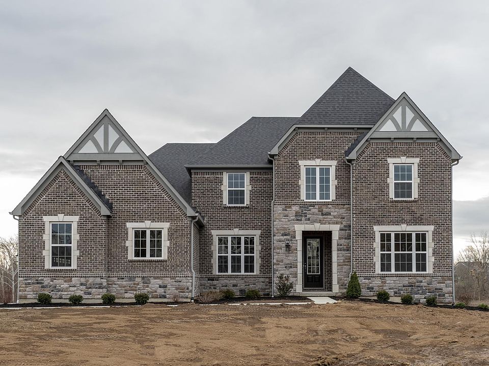 Crestwood D Exterior