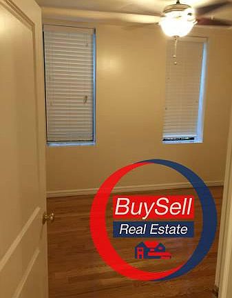 2nd image of 2444 28th St #B1