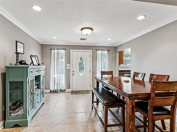 5th image of 3308 Blanchard Dr