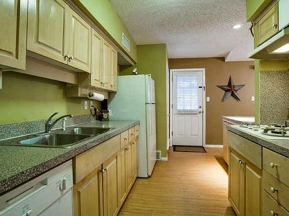 4th image of 11349 Coral Hills Dr