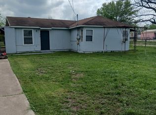 214 W Baetz Blvd, San Antonio, TX 78221
