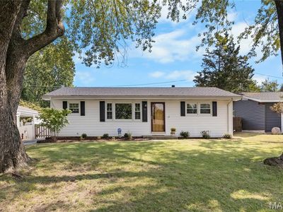 10 Oxford Pl, Saint Charles, MO, 63301