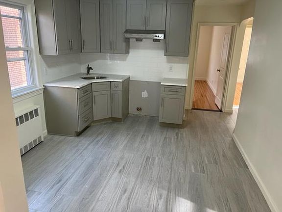 4th image of 19214 35th Ave Floor 2