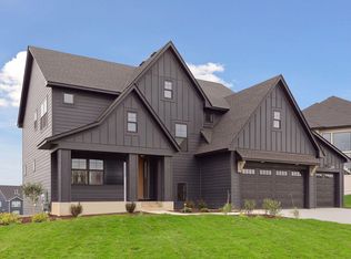4695 Comstock Ln N, Plymouth, MN 55446