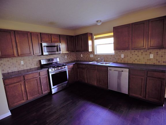 2nd image of 196 Shallotte Dr