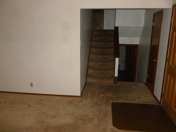 5th image of 1420 N Priscilla Ave