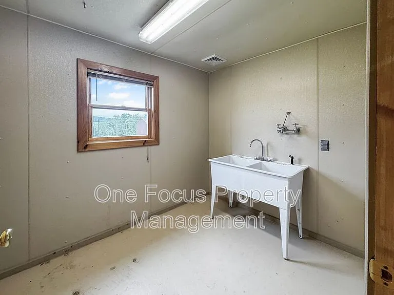 182 Rockey Rd — Photo 21
