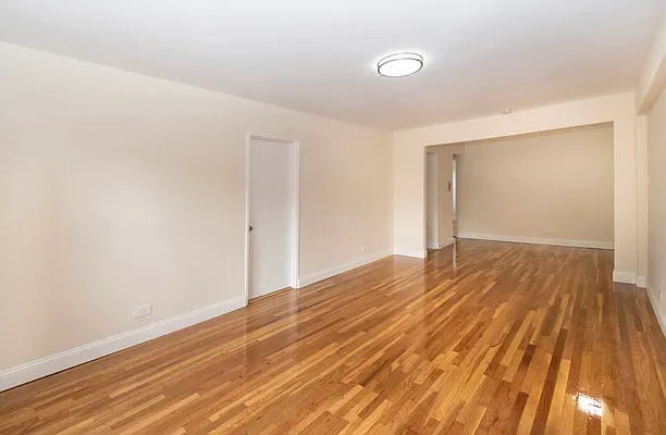 Rented by RealTegrity NY LLC | media 35