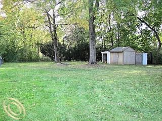 3rd image of 10628 Groomes Dr