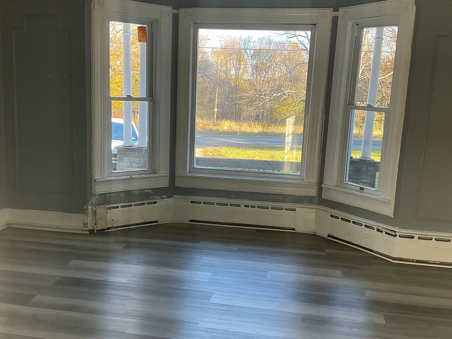 90 Champlin Avenue - 1 — Photo 3