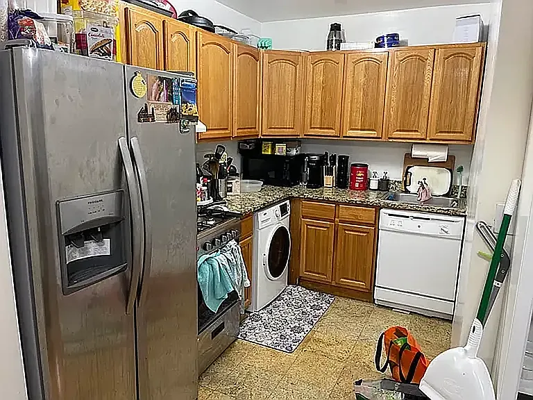 8423 Lander St #2F — Photo 5