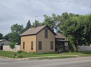 3122 N Water St, Bay City, MI 48708