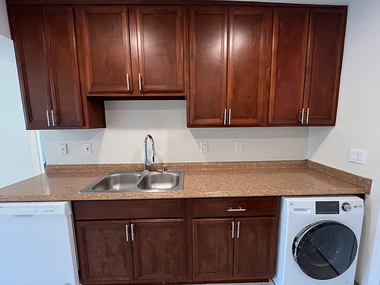 422 W Rosa Parks Rd #A — Photo 6