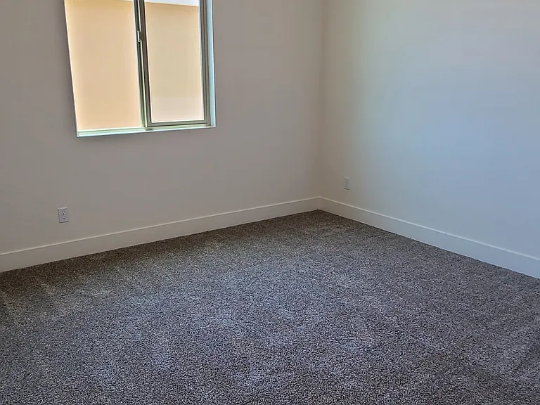 2208 Randolph Pl — Photo 18