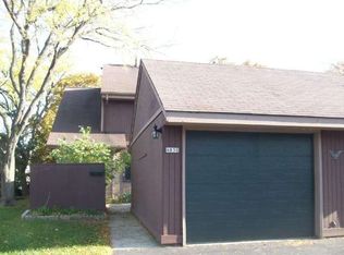 4830 S 19th St #15, Milwaukee, WI 53221