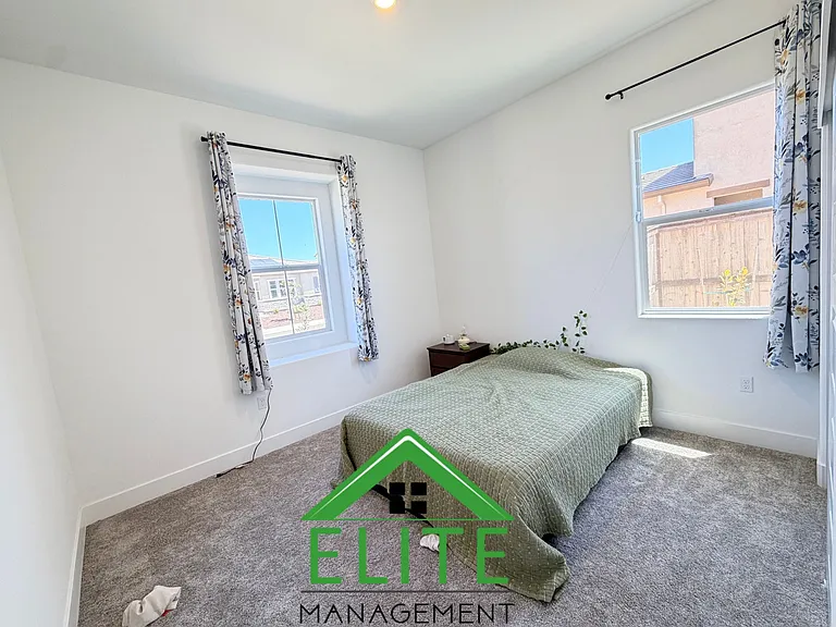 12712 Toucan Cir — Photo 8