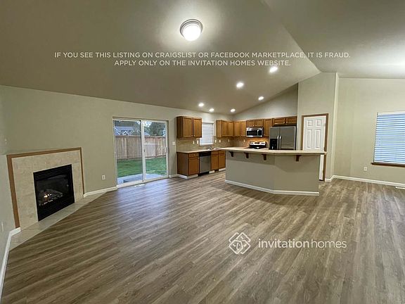 4th image of 19112 23rd Avenue Ct E