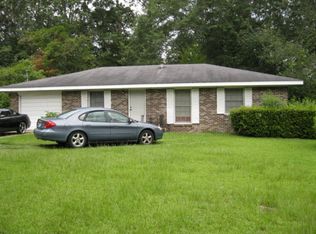 513 Thunderbird Dr, Dothan, AL 36301