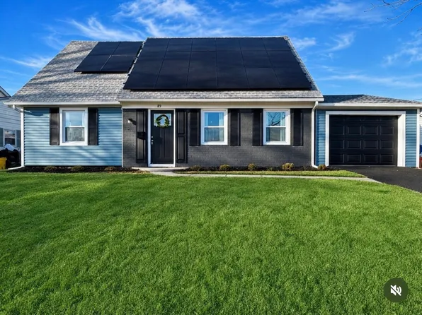 89 Hampshire Ln, Willingboro, NJ 08046