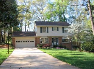 5516 Northwood Dr, Hickory, NC 28601