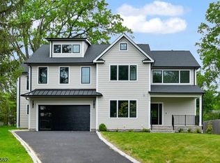 176 Harrow Rd, Westfield, NJ 07090