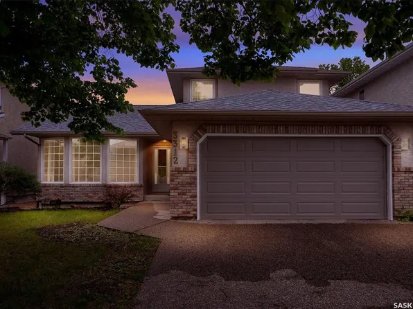 3312 Gloucester BAY, Regina, SK S4V 2T9