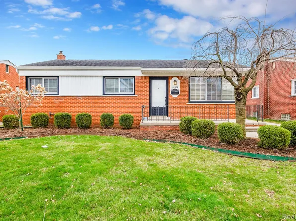 32424 Vandover St, Saint Clair Shores, MI 48082