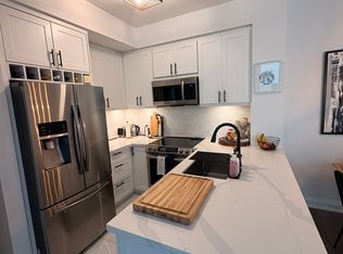 19 Grand Trunk Cres #301, Toronto, ON M5J3A3