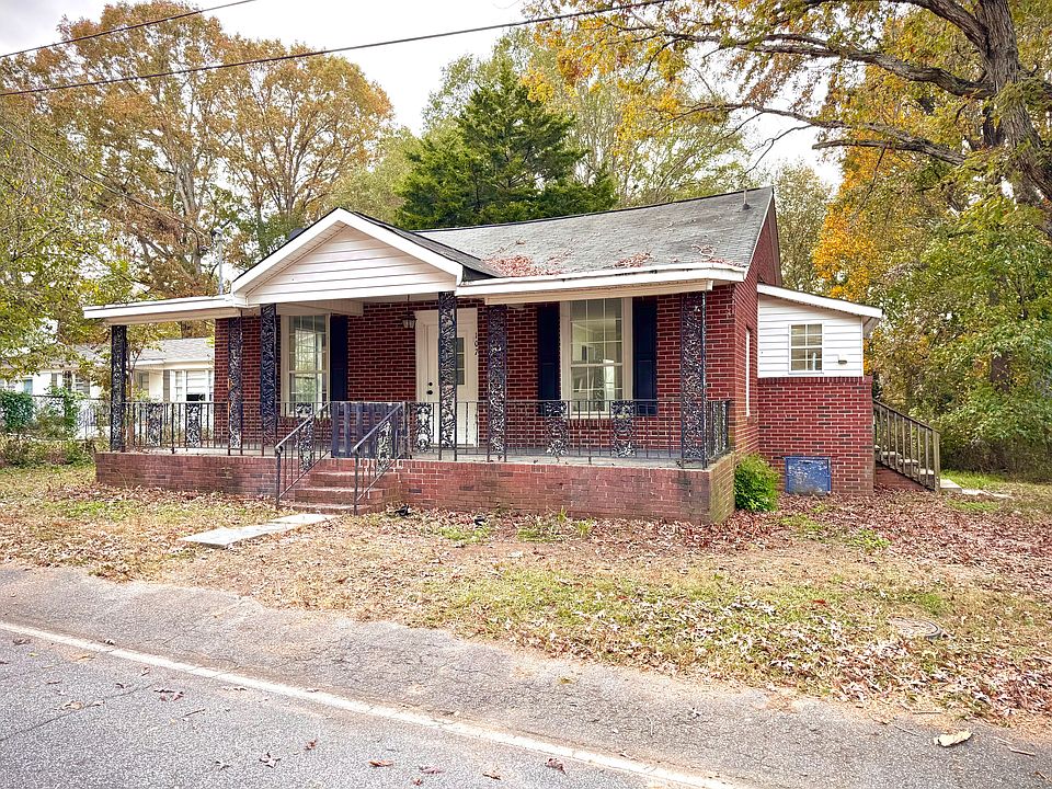 1st image of 107 Woodland Dr