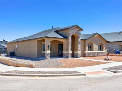 2432 Sammy Cervantes St, El Paso, TX, 79938