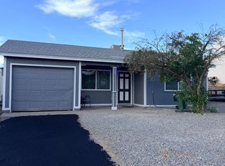 493 Chippewa Dr SW, Rio Rancho, NM 87124