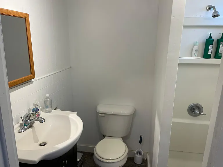 142 S Aurora St #2 — Photo 10