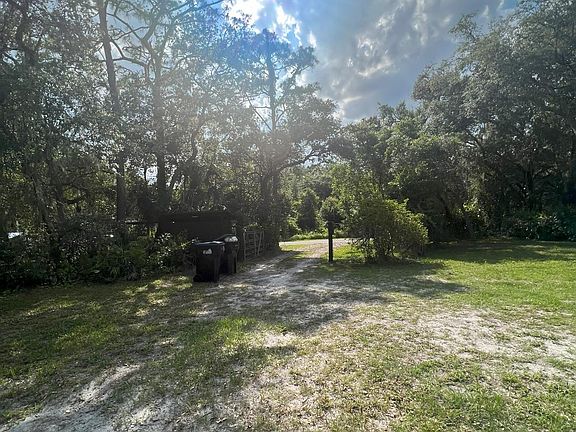 2nd image of 847 Hamilton Dr