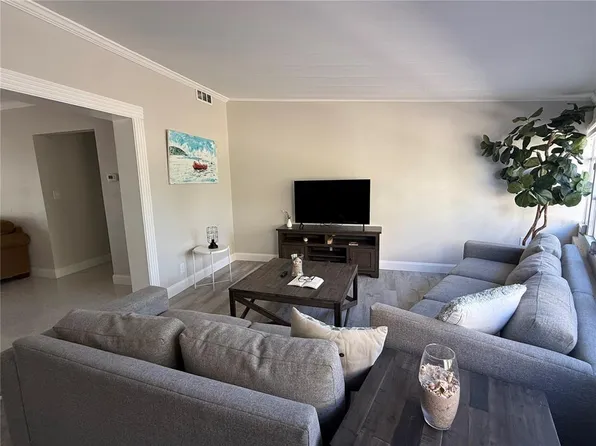6407 1st Palm Point St, Saint Pete Beach, FL 33706