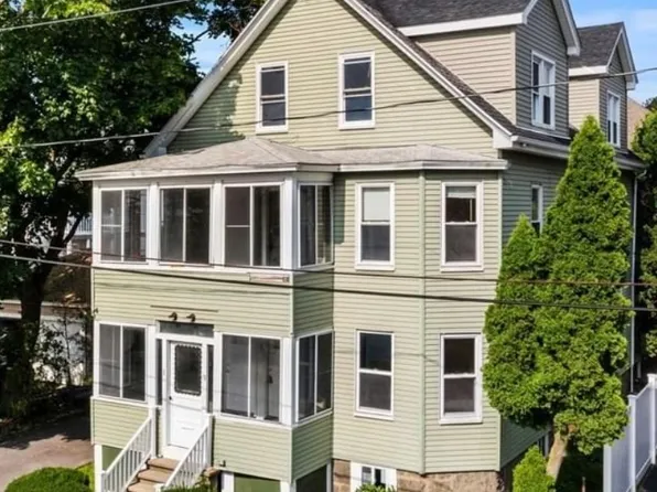 1-3 Lussier St #2, Salem, MA 01970