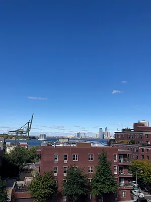 Rented by Douglas Elliman | media 22