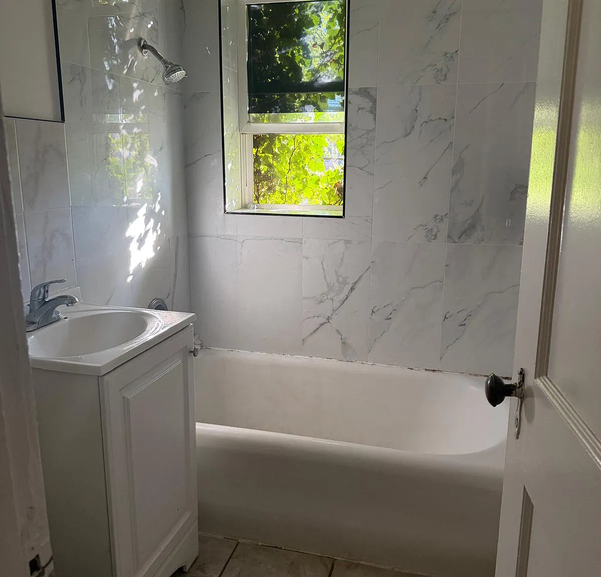 Studio, 600 sqft, $1,600 — Photo 2