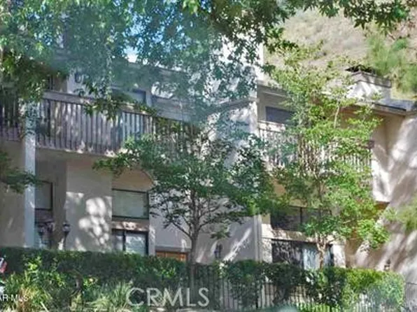 26022 Alizia Canyon Dr Unit C, Calabasas, CA 91302