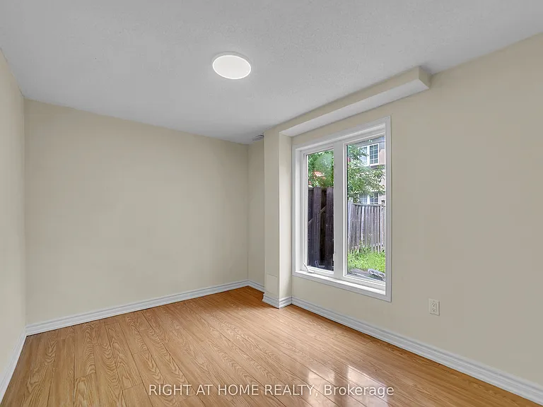 47 Medoc Pl — Photo 14