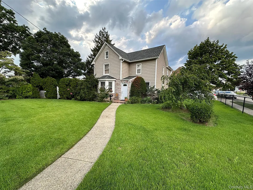 73 Davison Ave #1