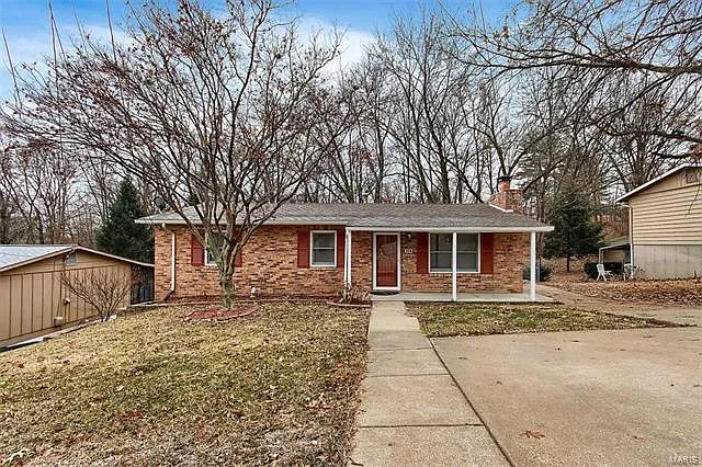 60 Boyd Ave photo 1
