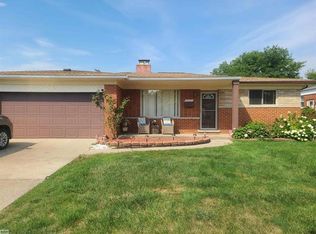 28341 James Dr, Warren, MI