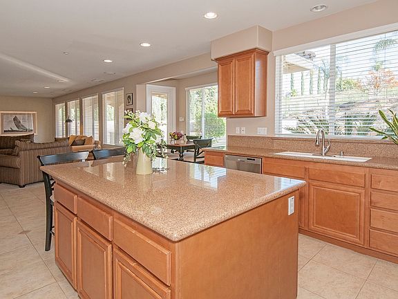 Beautiful backyard view!