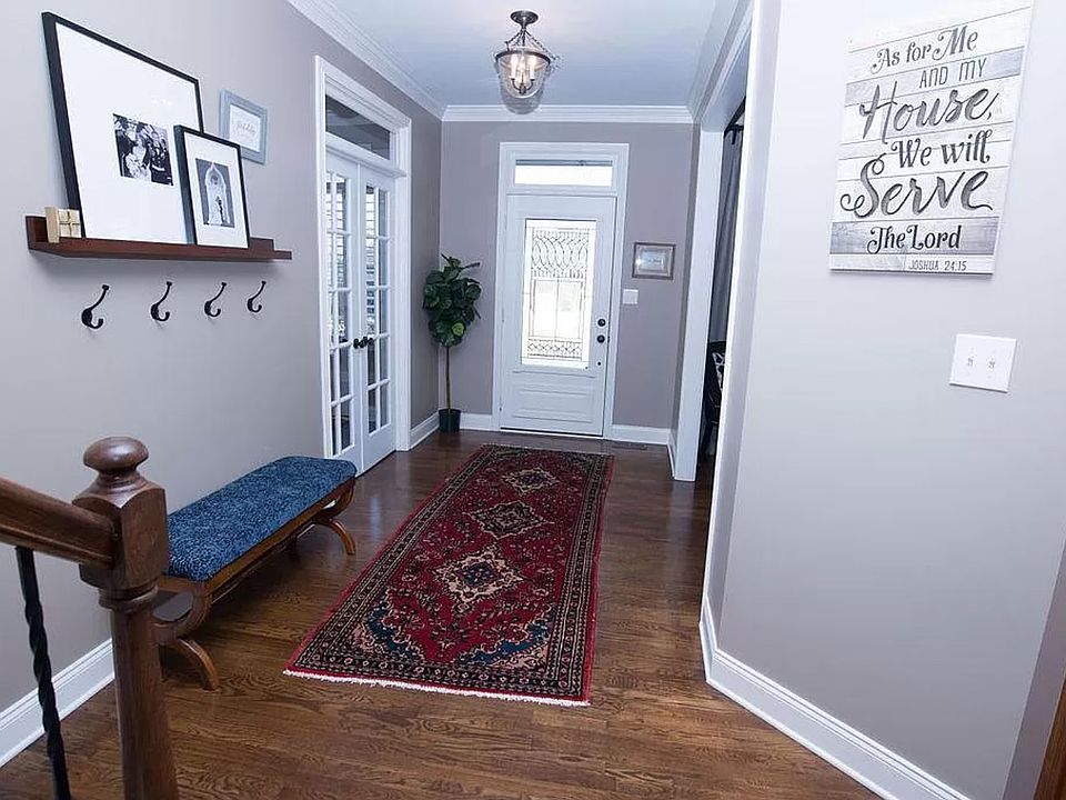 1st image of 2188 Fairfax Dr