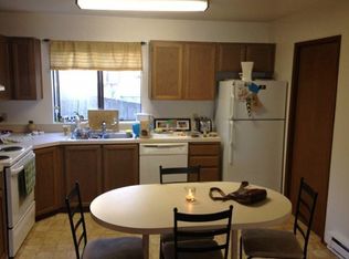 5921 Fauntleroy Way SW APT 4, Seattle, WA 98136