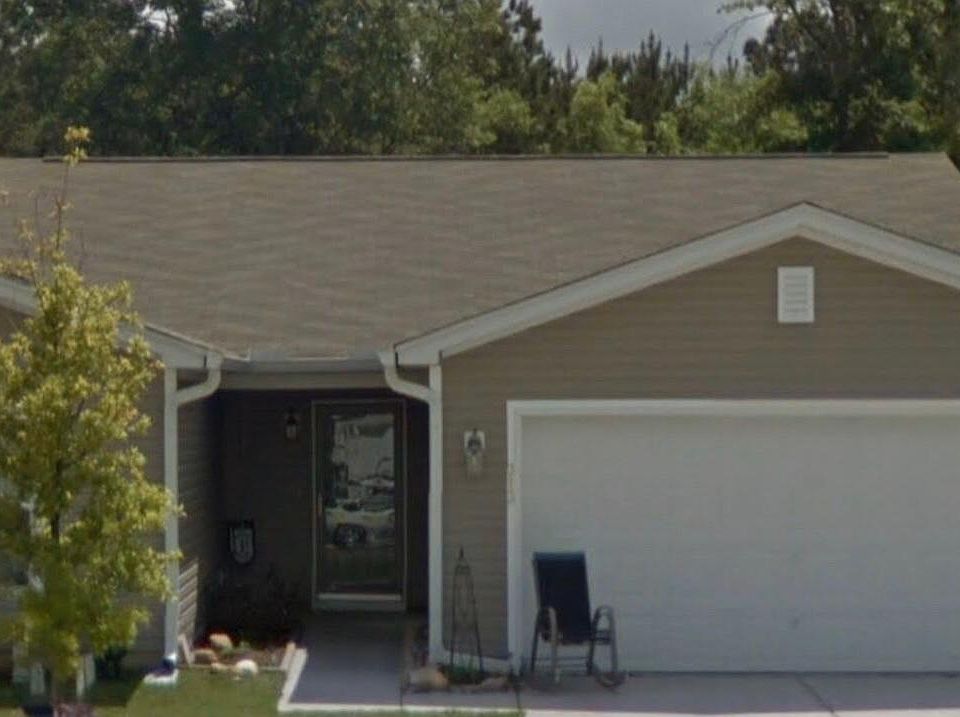 2nd image of 313 Duck Pond Ln