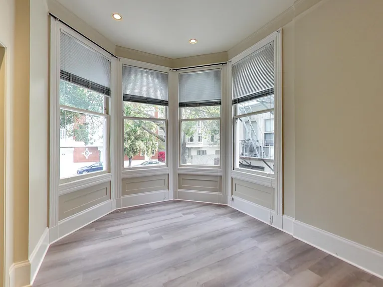 2707 Sacramento St #1 — Photo 2