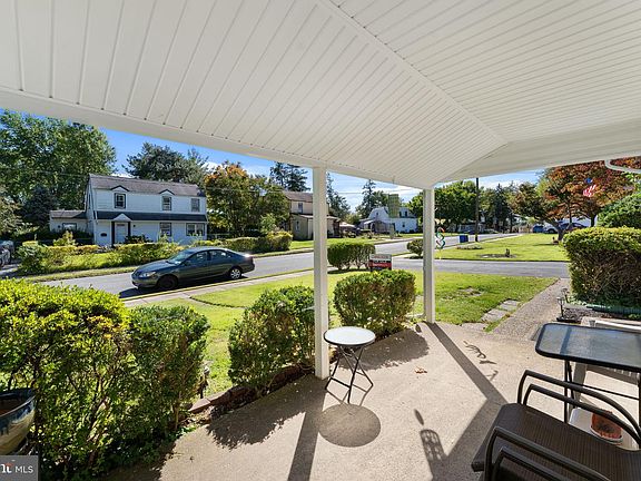 4th image of 721 Thorndale Rd