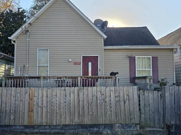 1234 Powell St, Henderson, KY 42420