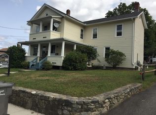 44 Lewis St #B, Naugatuck, CT 06770